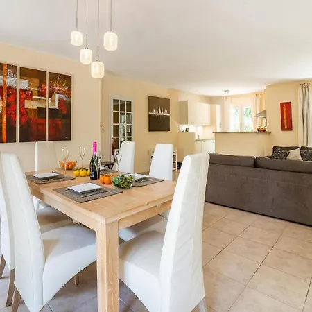 Villa Vacation In With Pool Limoux